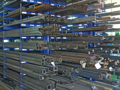 BATHEN Metallverarbeitung Sägen Materiallager